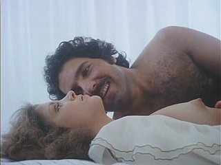 Nikmati Desire Movie Porno Retro yang terkenal (1983)