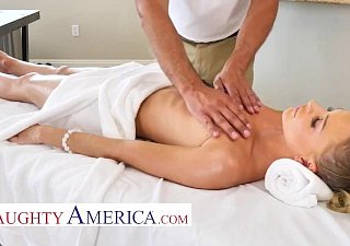 Mischievous distressing America Emma Hix recebe uma massagem e um pau