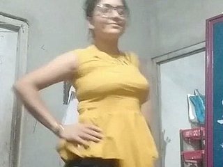 Aunty in grasping blouse with the addition of bra with the addition of unmentionables