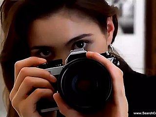 एलिसा मिलानो - पिशाच का आलिंगन - केवल फोटो शूट
