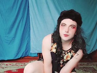 Heiße light-complexioned schwule große Beute im MILF-Kleid Youtuber CrossdresserKitty