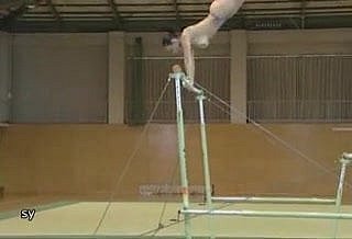 Румынские гимнастки ню Лавиния Милошовичи